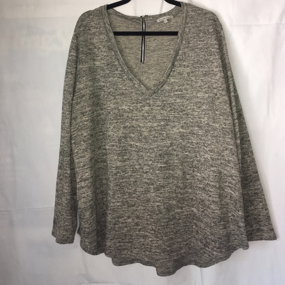 Charlotte Russe V-Neck Long Sleeve Shirt • 3X - Picture 9 of 10